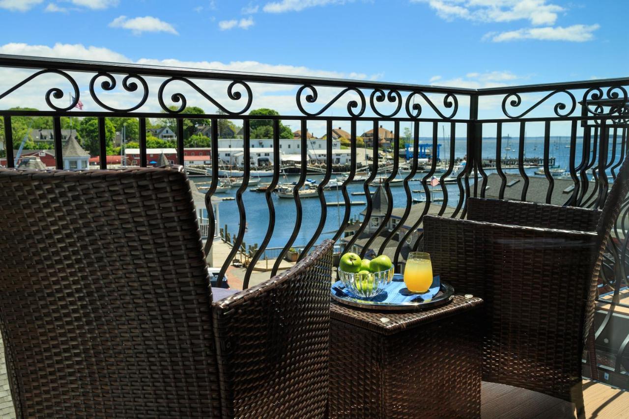 16 Bay View Hotel