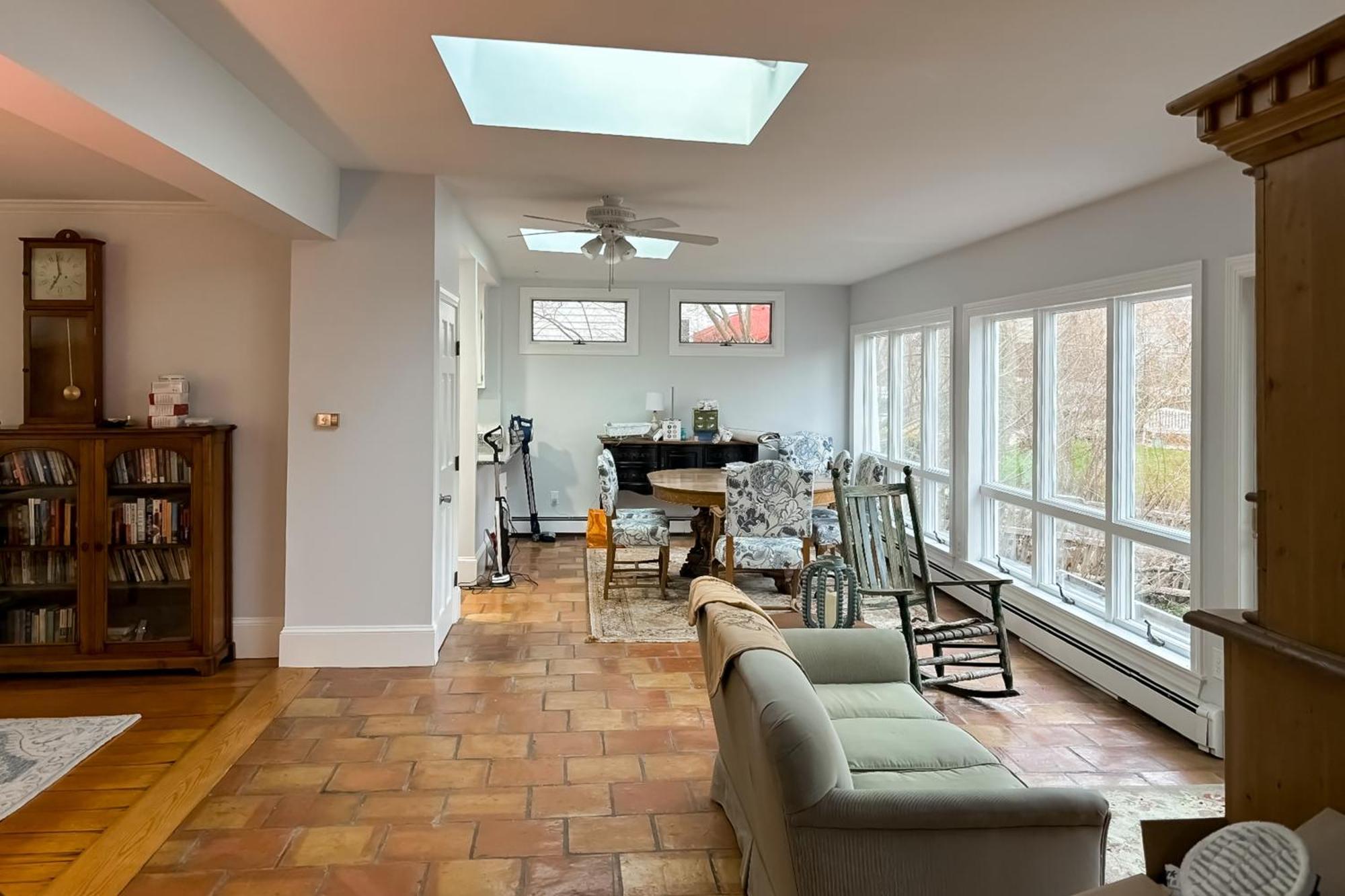 Seabreeze Manor Holiday home