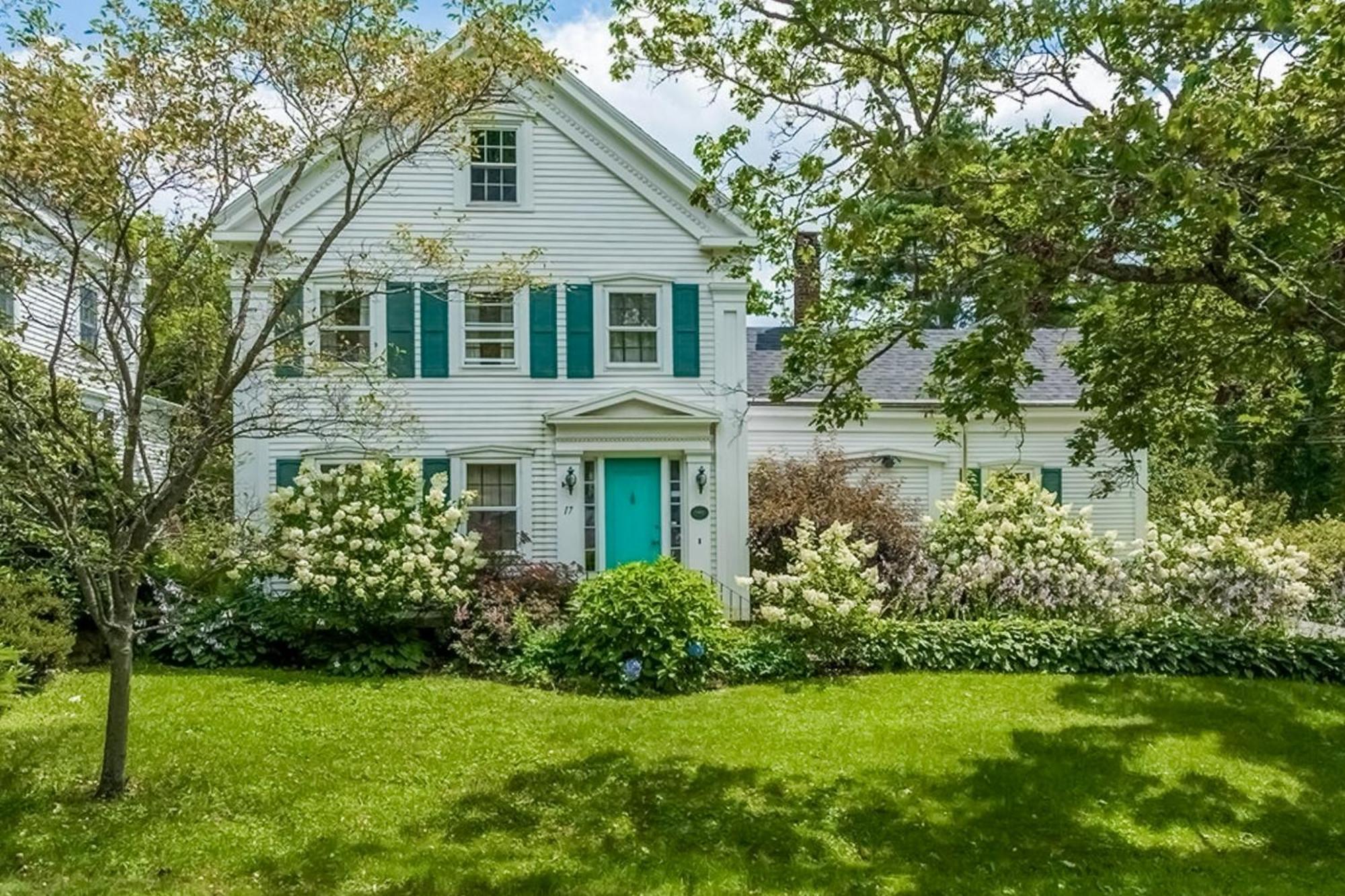 Seabreeze Manor Holiday home *