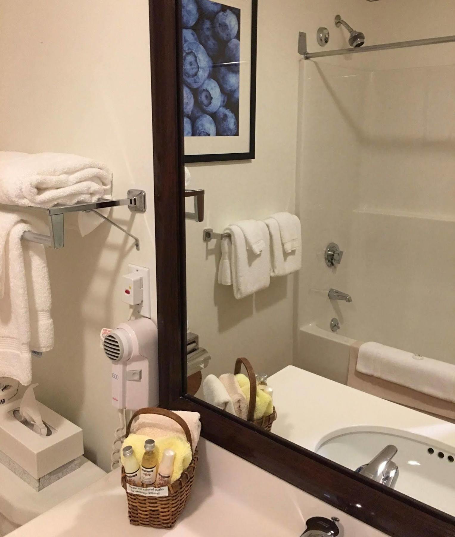Hotel Riverhouse And 3*